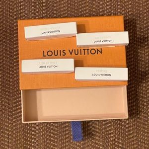 100% Auth Louis Vuitton Eau de Parfum Samplers And Gift Box